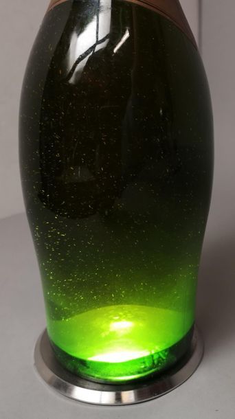null 1 bouteille CHAMPAGNE CHARLES HEIDSIECK "Cuvée Royal" 1969 


Etiquette légèrement...