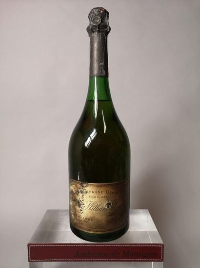 null 1 bouteille CHAMPAGNE DEUTZ Cuvée "William Deutz" 1971

Etiquette tachée, niveau...