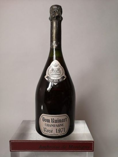 null 1 bouteille CHAMPAGNE RUINART Rosé 1971 Niveau 1.5 cm sous la coiffe.