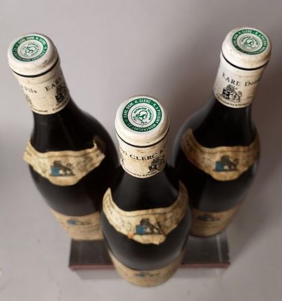 null 3 bouteilles PULIGNY MONTRACHET 1er cru "Les Folatières" - Henri CLERC 1991

Etiquettes...