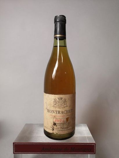 null 1 bouteille MONTRACHET - Mise Neg. par B-G - Pommard CHÂTEAU 1974 


Etiquette...