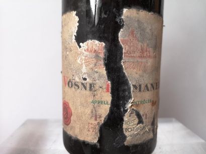 null 1 bouteille 1 bouteille VOSNE ROMANEE - P. ANDRE a Corton 1944 


Etiquette...