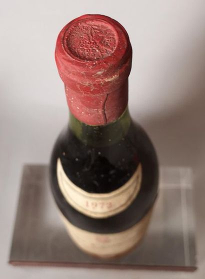 null 1 BOUTEILLE GEVREY CHAMBERTIN - Robert GROFFIER 1972
Etiquette légèrement t...