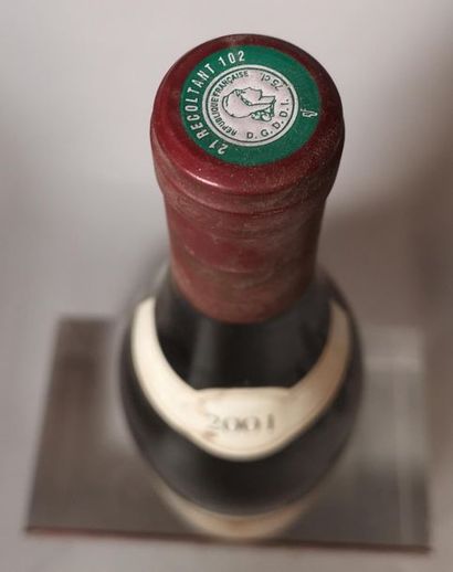 null 1 bouteille VOSNE ROMANEE - GROS FRERE & SŒUR 2001 


Etiquette légèrement ...