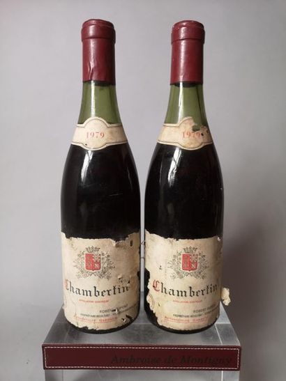 null 2 bouteilles CHAMBERTIN Grand cru - Domaine du CLOS FRANTIN 1979 


Etiquettes...