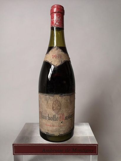 null 1 bouteille CHAMBOLLE MUSIGNY - Domaine M.L. PARISOT 1947 


Etiquette tachée...