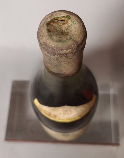 null 1 bouteille GRANDS ECHEZEAUX Grand cru - Domaine du CLOS FRANTIN 1972 


Etiquette...