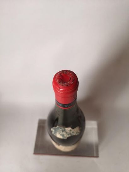 null 3 bouteilles GRANDS ECHEZEAUX grand cru - Domaine de La ROMANEE CONTI 1952


Etiquette...