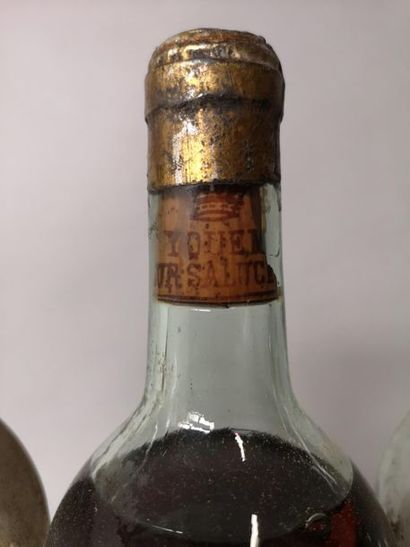 null 3 bouteilles CHÂTEAU D'YQUEM - 1er cru supérieur Sauternes 1919 


Etiquettes...