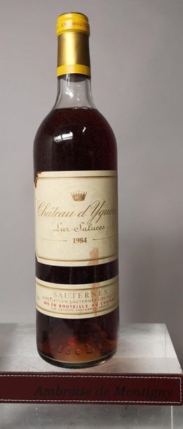 null 1 bouteille CHÂTEAU D'YQUEM - 1er cru supérieur Sauternes 1984 


Etiquette...