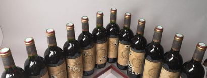 null 12 bouteilles CHÂTEAU GRUAUD LAROSE - 2ème GCC Saint-Julien 1983


Etiquettes...