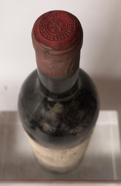 null 1 bouteille CHÂTEAU LYNCH BAGES - 5é Gcc Pauillac 1964

Etiquette tachée et...