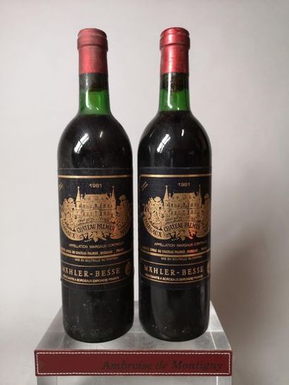 null 2 bouteilles CHÂTEAU PALMER - 3é Gcc Margaux 1981

1 niveau légèrement bas
