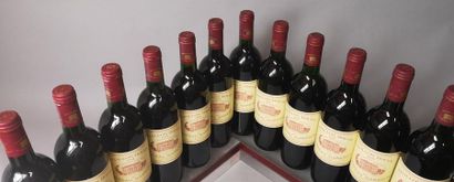 null 12 bouteilles PAVILLON ROUGE DE CHÂTEAU MARGAUX - Margaux 1991 


Caisse bois....
