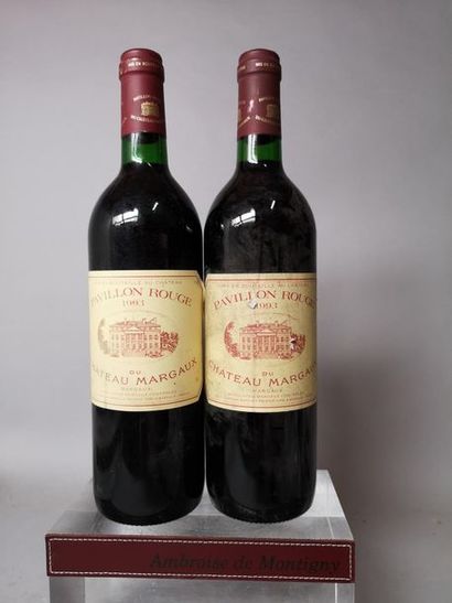null 2 bouteilles PAVILLON ROUGE de CHÂTEAU MARGAUX - Margaux 1993 


Etiquettes...