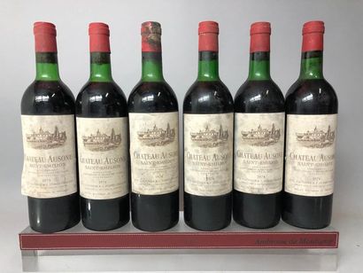 null 6 bouteilles CHÂTEAU AUSONE - 1er Gcc(A) Saint Emilion 1974 


Etiquettes légèrement...
