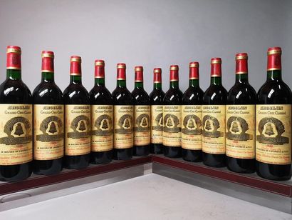 null 12 bouteilles CHÂTEAU l'ANGELUS - 1er Gcc Saint Emilion 1989 


Caisse bois....