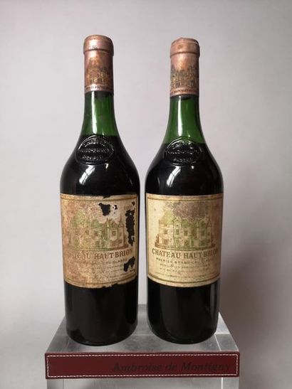 null 2 bouteilles CHÂTEAU HAUT BRION - 1er Gcc Pessac Léognan 1966 


Etiquettes...