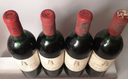 null 4 bouteilles CHÂTEAU LATOUR - 1er Gcc Pauillac 1973 


Etiquettes légèrement...