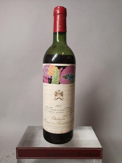 null 1 bouteille CHÂTEAU MOUTON ROTHSCHILD - 1er Gcc Pauillac 1975 


Etiquette légèrement...