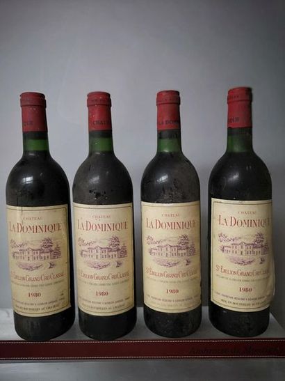 null 4 bouteilles CHÂTEAU LA DOMINIQUE - Saint Emilion Grand cru 1980


Etiquettes...