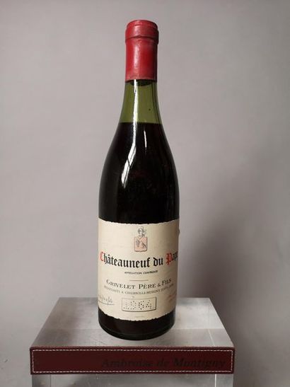 null 1 bouteille CHÂTEAUNEUF du PAPE - Domaine GRIVELET 1964

Niveau 4 cm