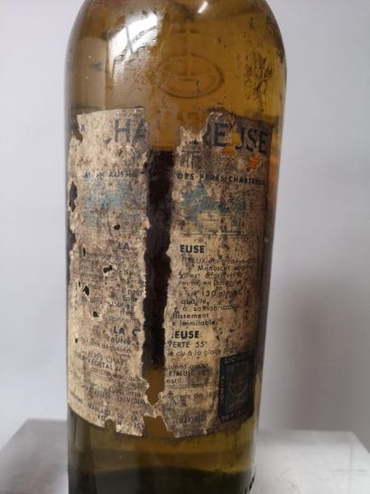 null 1 bouteille CHARTREUSE 1956 - 1964 


Niveau haute épaule.