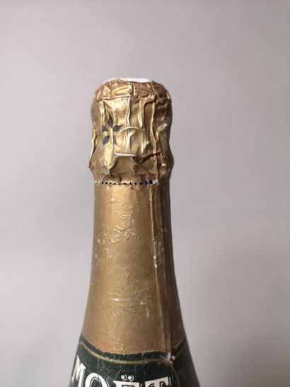 null 1 bouteille CHAMPAGNE MOËT & CHANDON Brut Impérial 1978