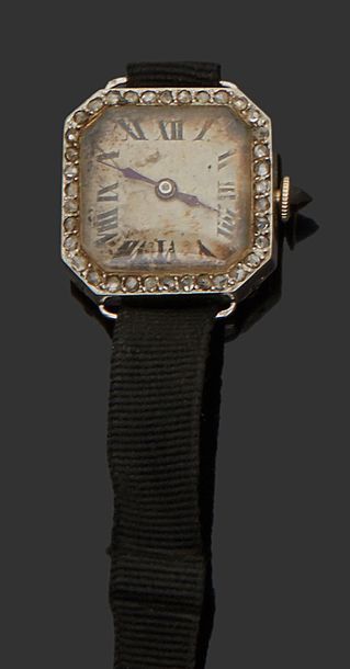 null Women's evening watch in 18K (750) yellow and white gold set with diamonds.
Brutto...