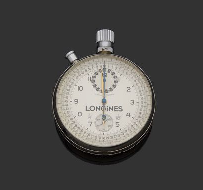 LONGINES Jeux Olympiques vers 1960.
Chronographe rattrapante de poche de “chronométreur...
