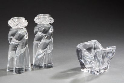 BACCARAT 
Pair of crystal candle holders model "Aladdin" and empty pocket.