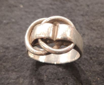 HERMES 
Silver ring with buckle pattern.
Finger size: 51.
Weight: 6.03 g. (lot not...