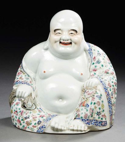 CHINE - Époque de la République - Minguo (1912-1949) Statuette de Budai en porcelaine...