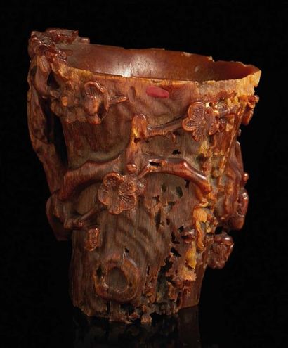 CHINE - XVIIIe siècle Libatory cup made of rhino horn carved with plum trees in bloom...