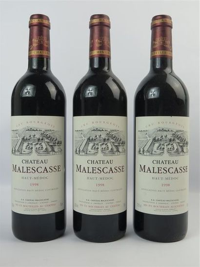 null CHATEAU MALESCASSE.

Millésime : 1998.

3 bouteilles