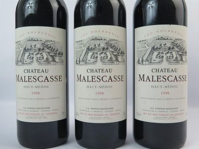 null CHATEAU MALESCASSE.

Millésime : 1998.

3 bouteilles