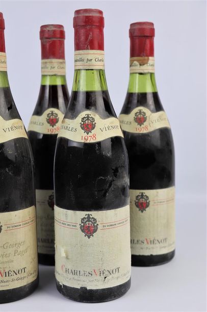 null NUITS-SAINT-GEORGES, CLOS DES CORVEES PAGET, VIENOT.

Millésime 1978.

5 bouteilles,...