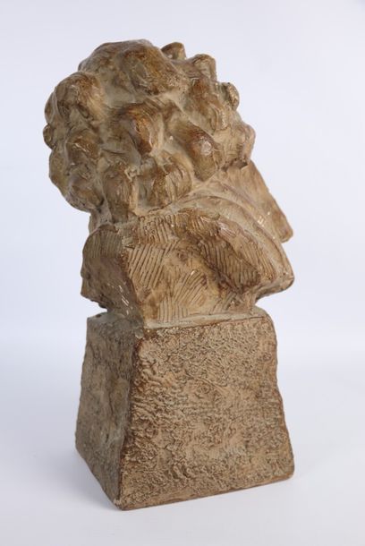 null Marcel André BOURAINE (1886-1948).

Buste de Beethoven.

Sculpture en terre...