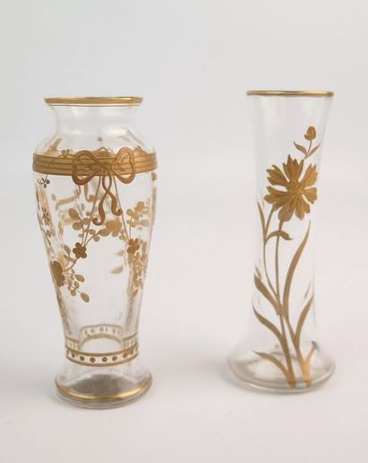 null SEVRES.

Deux vases miniatures en cristal et or, l'un signé à l'étiquette.

H_9.2...