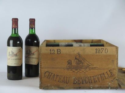null CHÂTEAU BEYCHEVELLE.



Vintage: 1970.



12 bottles, CBO, 3 e. a damaged capsule,...