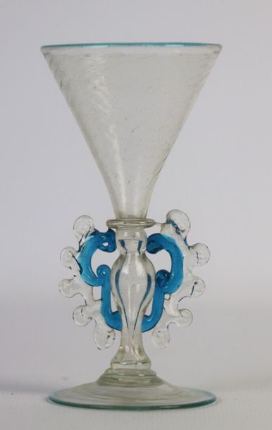 null Venetian style glass in clear and blue glass.

18th or 19th century.

H_11 ...