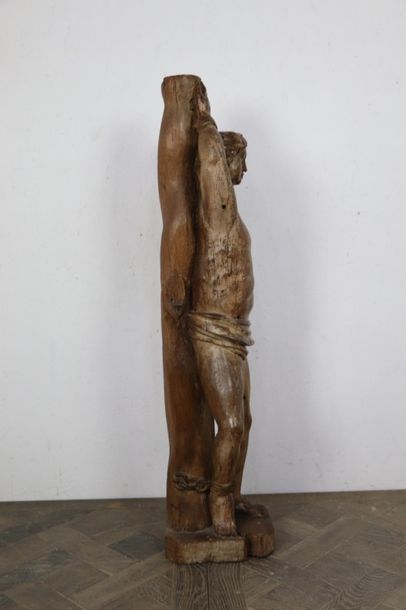 null Saint Sébastien.

Importante sculpture en bois sculpté, anciennement polychrome.

XVIIème...