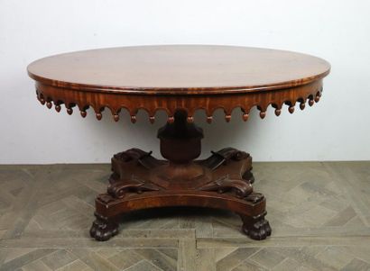 Middle table in mahogany and mahogany veneer,...