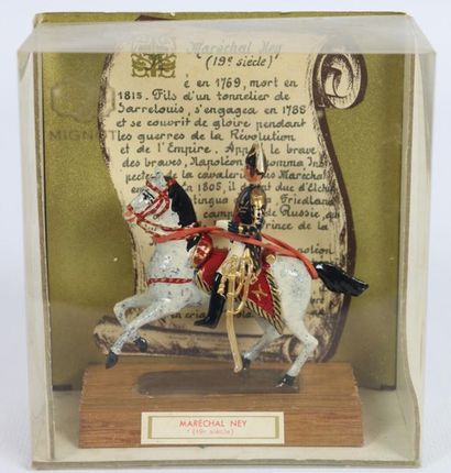null CBG 1st Empire

2 showcase boxes with Marshal Ney on horseback and Prince Murat...