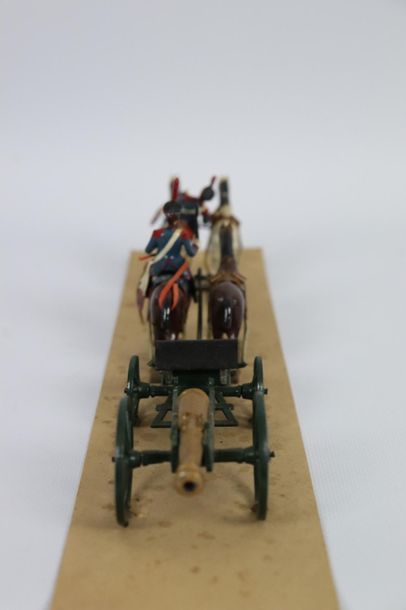 null CBG 1er Empire

Train d'artillerie avec canon et caisson (boite d'origine)

Boîte...