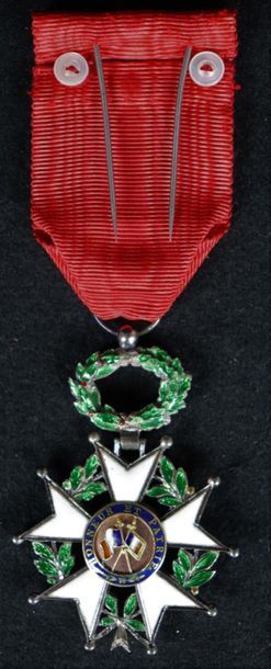 null Cross of Knight of the Order of the Legion of Honour III Republic.

Jeweler's...
