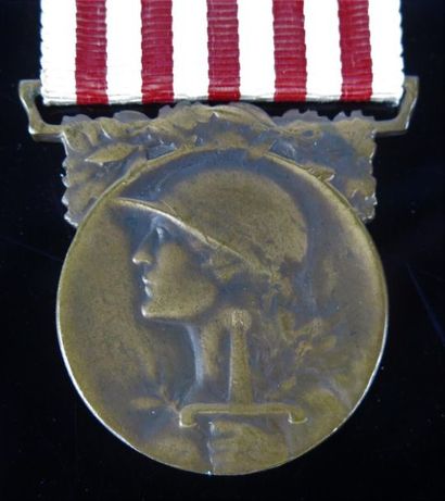 null FRANCE.

Deux médailles grande guerre 1914-18