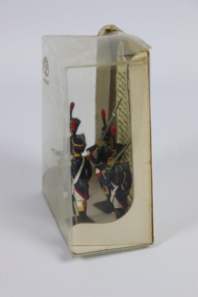 null CBG 1er Empire

2 boites vitrine Infanterie de ligne (1809) et voltigeur de...
