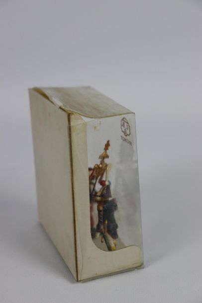 null CBG 1st Empire

3 showcase boxes with the music of the 1st Regiment of the Guard...
