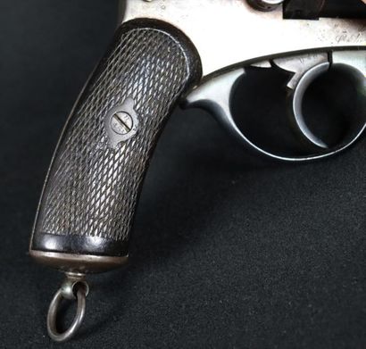 null Revolver 1873

Beaux marquages -